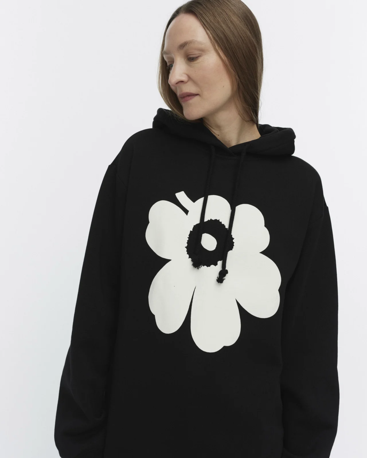 Marimekko Runoja Unikko placement Kioski huppari