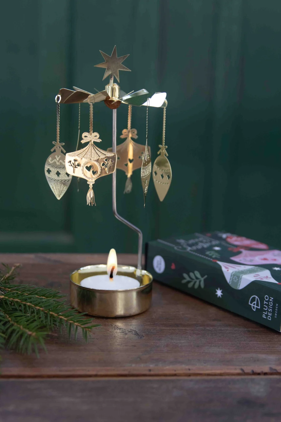 Pluto Rotary Candle holder Ornaments enkelikello kulta